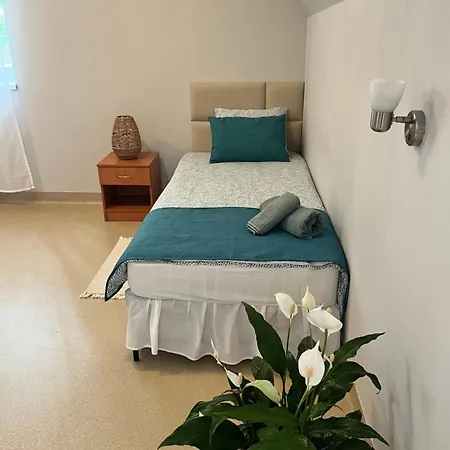 Osrodek Konferencyjno-wypoczynkowy Hostel *